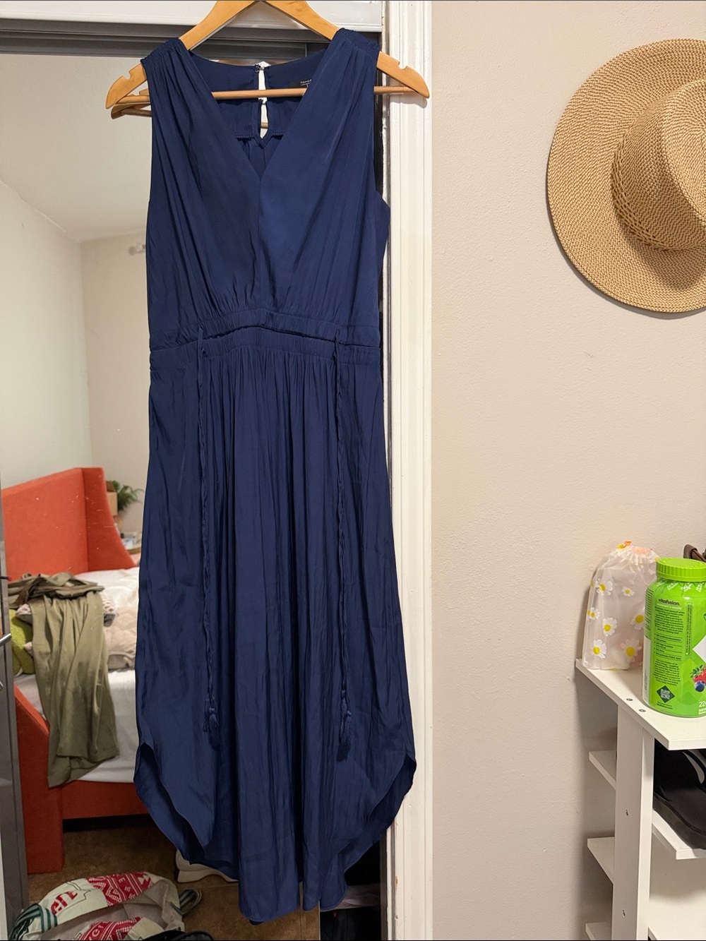 Tahari Navy Sleeveless High-Low V-Neck Dress